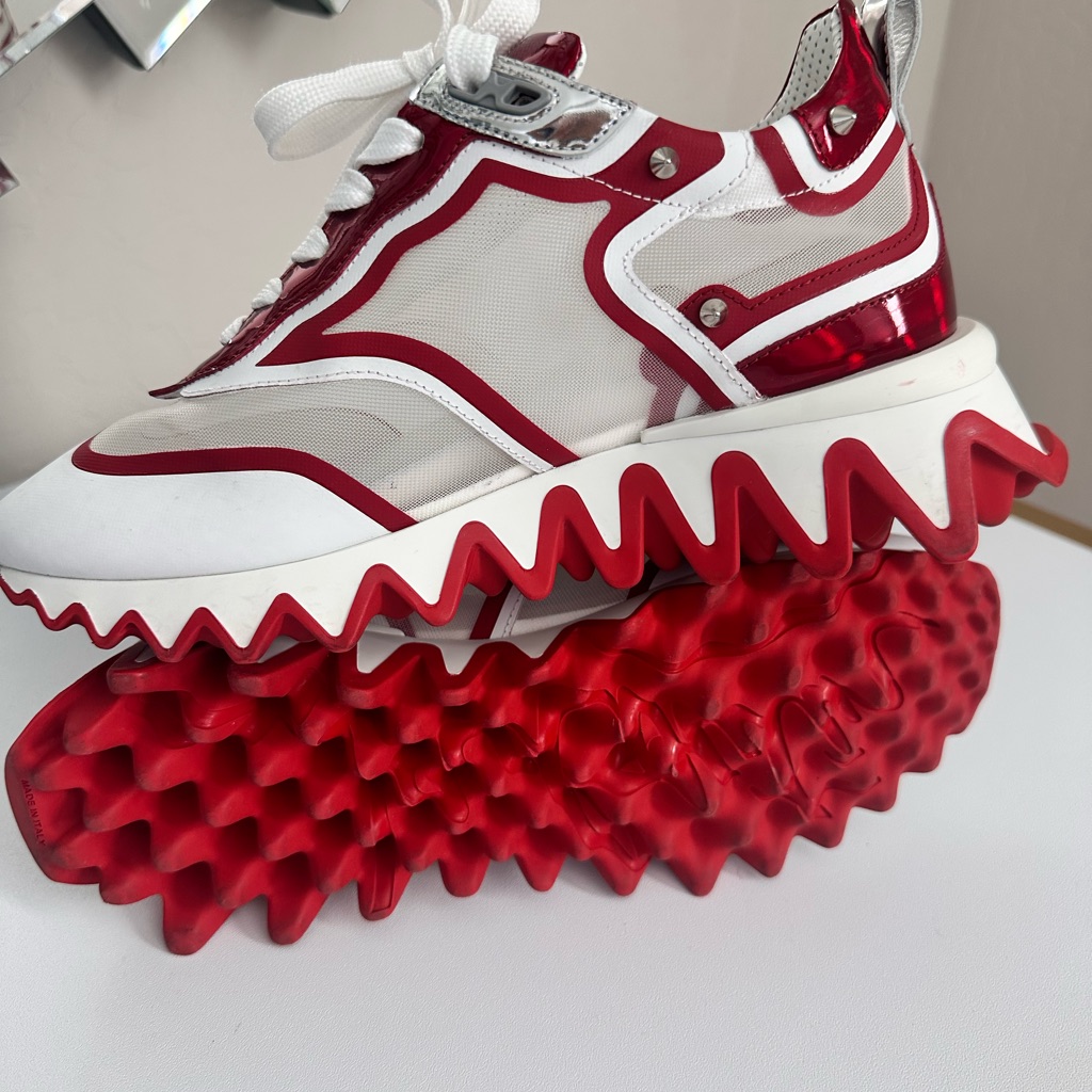 Shark Is Flat Christian Louboutin